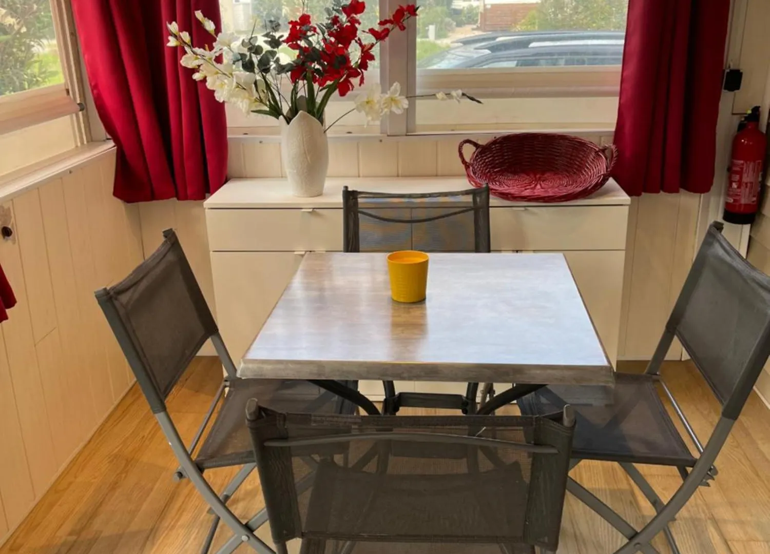 אתר קמפינג הייר Mobil Home 200M De La Mer צרפת